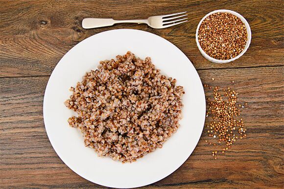 steamed buckwheat sa usa ka pagkaon